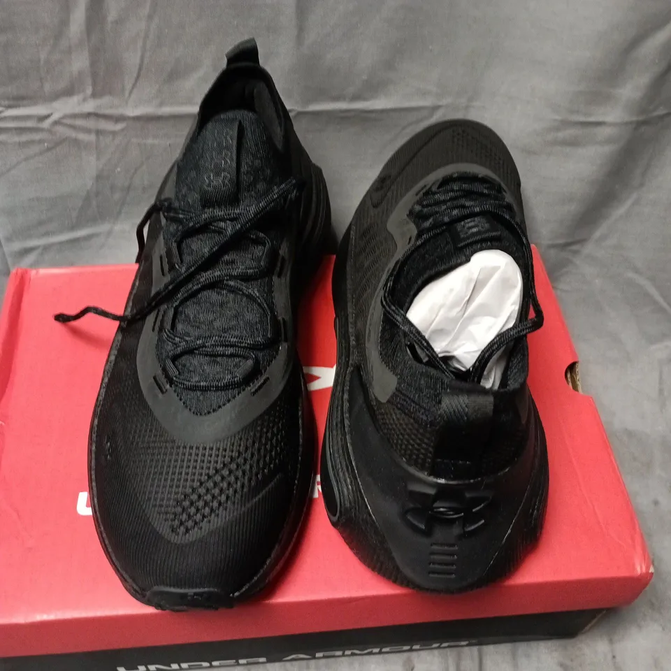 BOXED UNDER ARMOUR UA PHANTOM 4 RUNNING SHOES – BLACK, UK 9 (US 10, EUR 44)