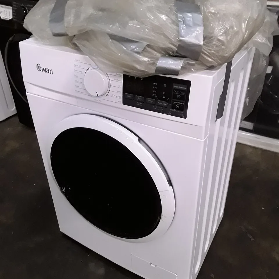 SWAN SW75130B 9KG LOAD, 1400 SPIN FREESTANDING WASHING MACHINE - WHITE