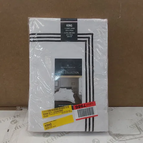 BAGGED COTTON BLEND, POLYESTER SOLID COLOUR DUVET COVER WITH PILLOWCASES - KING SIZE