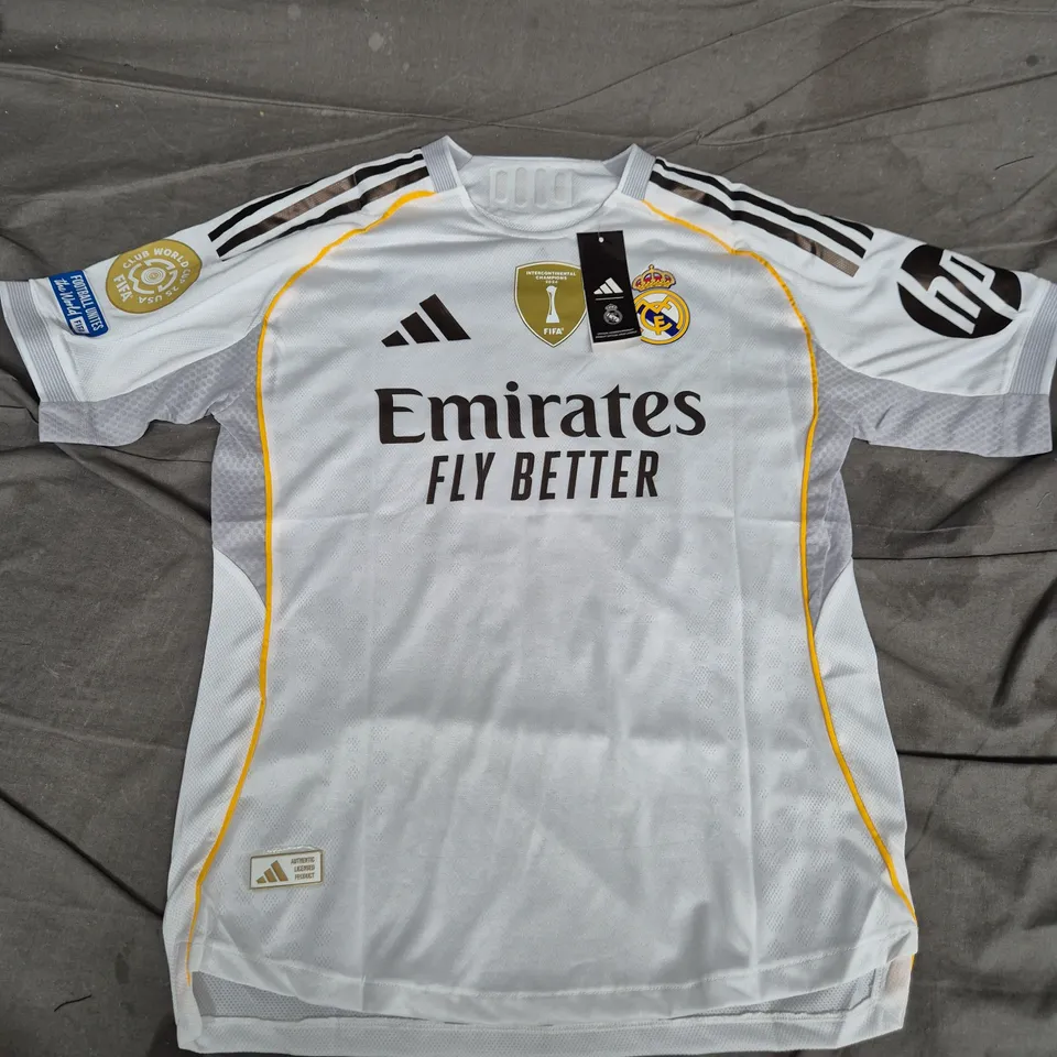 UK MEDIUM REAL MADRID ADIDAS FOOTBALL SHIRT – BELLINGHAM 5