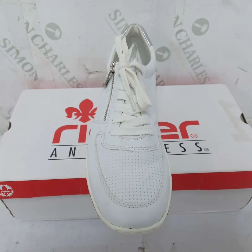 BOXED RIEKER ZIP TRAINERS, WHITE - SIZE 39