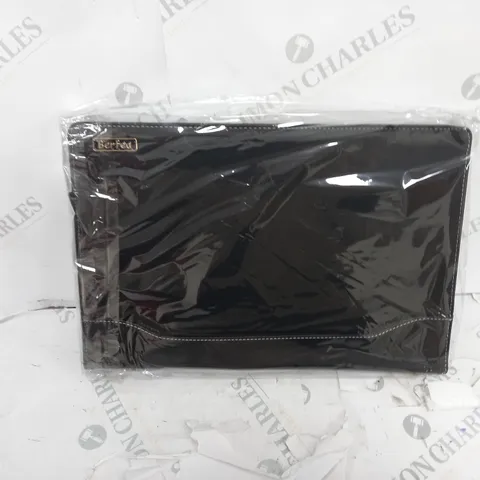 BERFEA LAPTOP FOLDING BLACK CASE