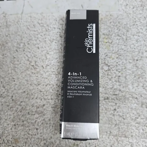 SKINCHEMISTS PROFESSIONAL 4-IN-1 ADVANCED VOLUMISING & CONDITIONING MASCARA β BLACK, 8ML