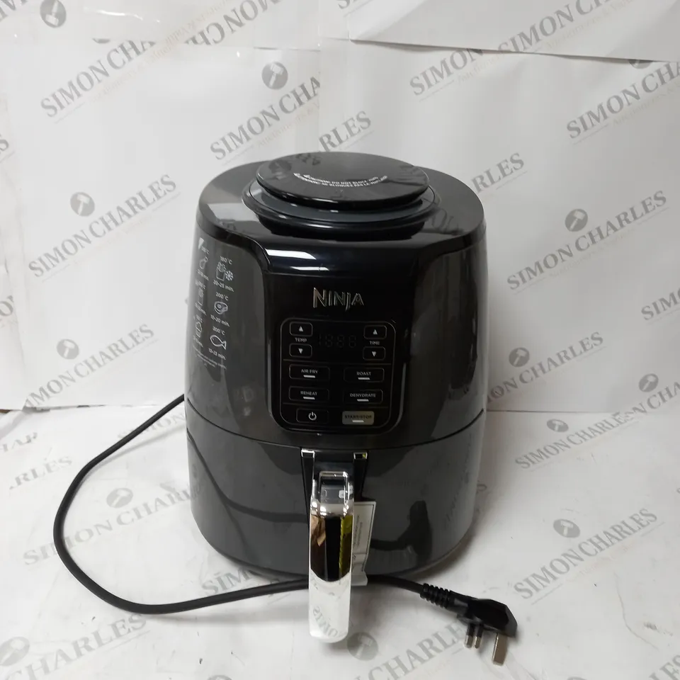 BOXED NINJA AIR FRYER 3.8L AF100UK