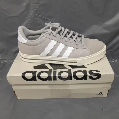 BOXED PAIR OF ADIDAS SUEDE DAILY 4.0 TRAINERS - GREY - 11