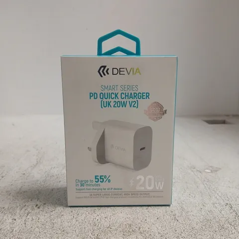 DEVIA SMART SERIES PD QUICK CHARGER UK 20W V2