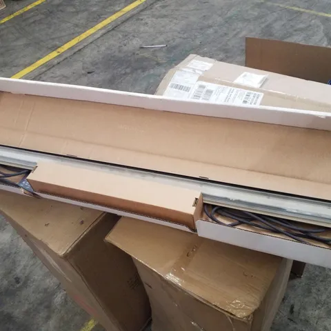 BOXED LED CEILING LIGHT 