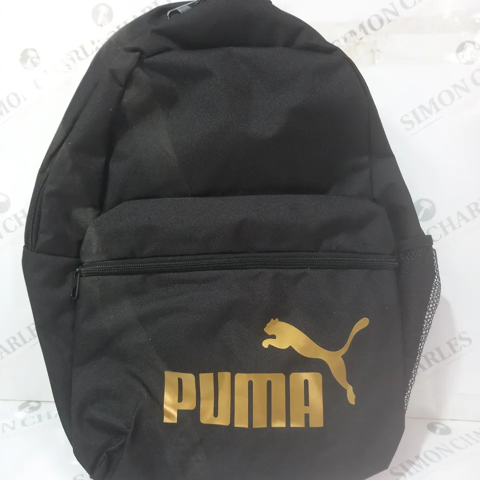 PUMA PHASE BACKPACK IN BLACK W. GOLD LOGO