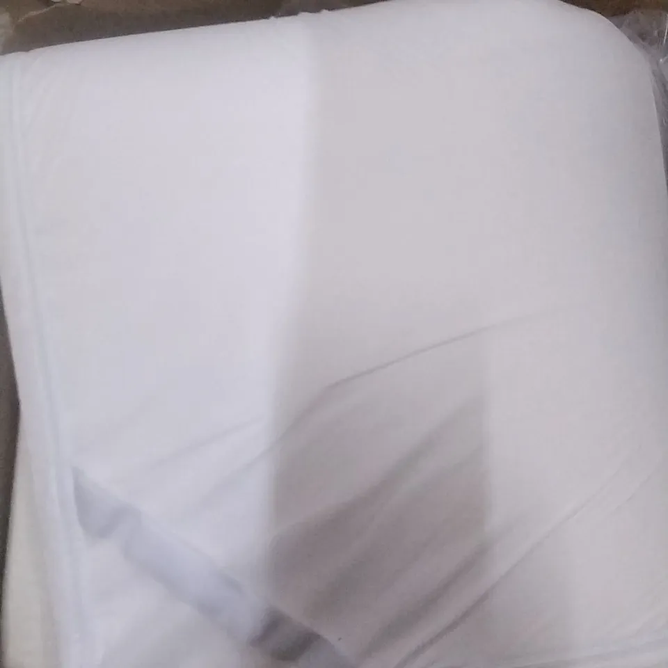 BOXED 7.5CM DEPTH MEMORY FOAM MATTRESS WITH COVER 