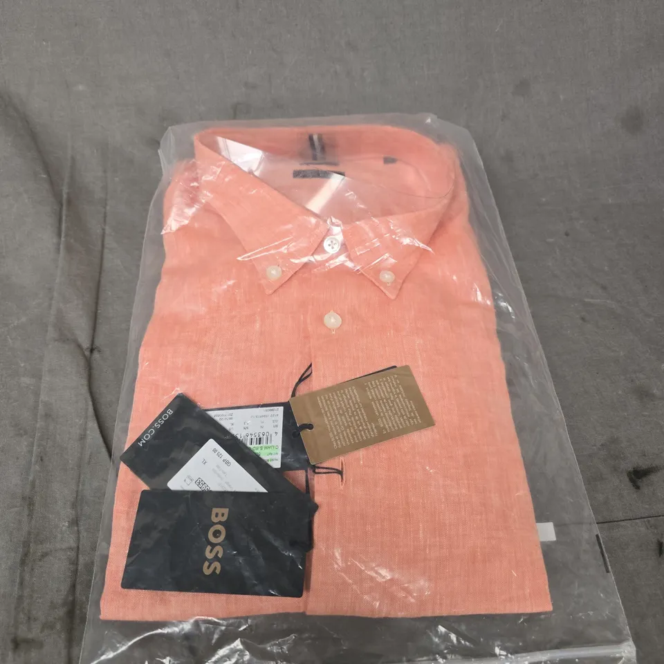 HUGO BOSS PINK BUTTON-DOWN SHIRT – MEN'S - XL