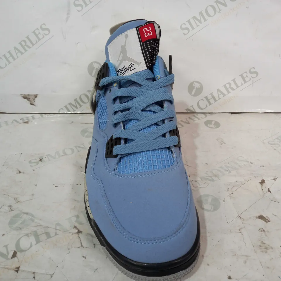 PAIR OF NIKE AIR JORDAN 4 RETRO SHOES IN BLUE/GREY UK SIZE 10