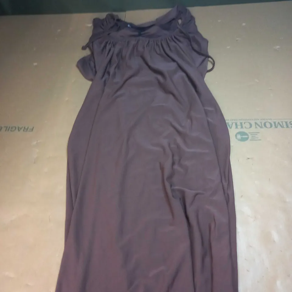 PLUS RUCHED SLINKY MIDI DRESS SIZE 18