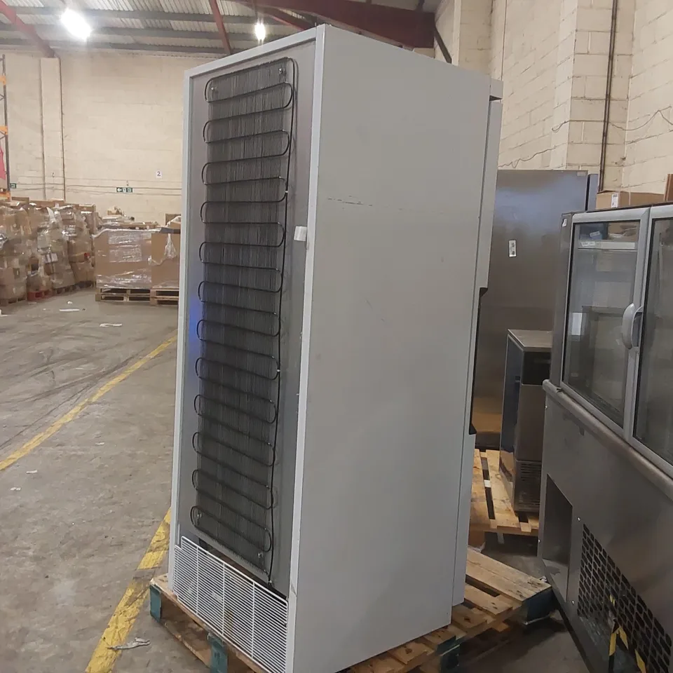 VALERA HV600TN COMMERCIAL UPRIGHT STORAGE FRIDGE