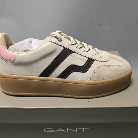 BOXED GANT CUZMANI BEIGE/BROWN TRAINERS - SIZE 36