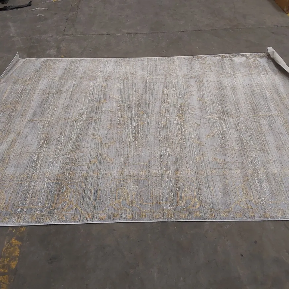 PERSIAN MACHINE WOVEN AREA RUG - GREY/GOLD // SIZE: 200 X 300cm