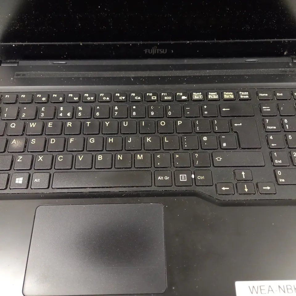 FUJITSU LIFEBOOK AH544 LAPTOP IN BLACK