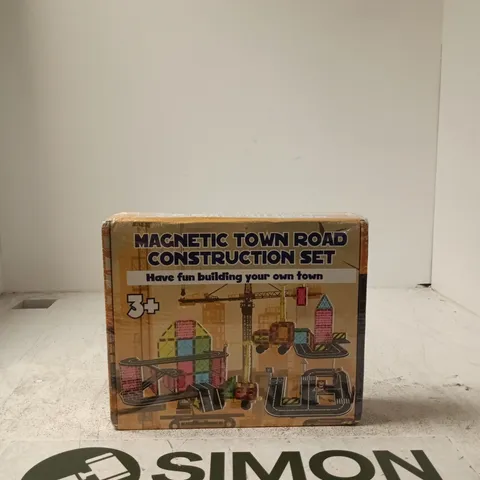 MAGNETIC TOWN ROAD CONSTRUCTION SET – BOXED