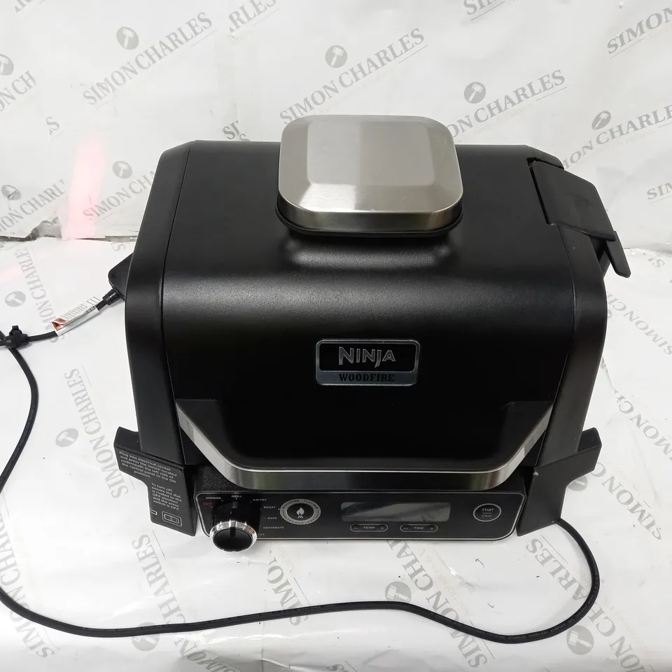 NINJA WOODFIRE ELECTRIC BBQ GRILL & SMOKER OG701UKQ