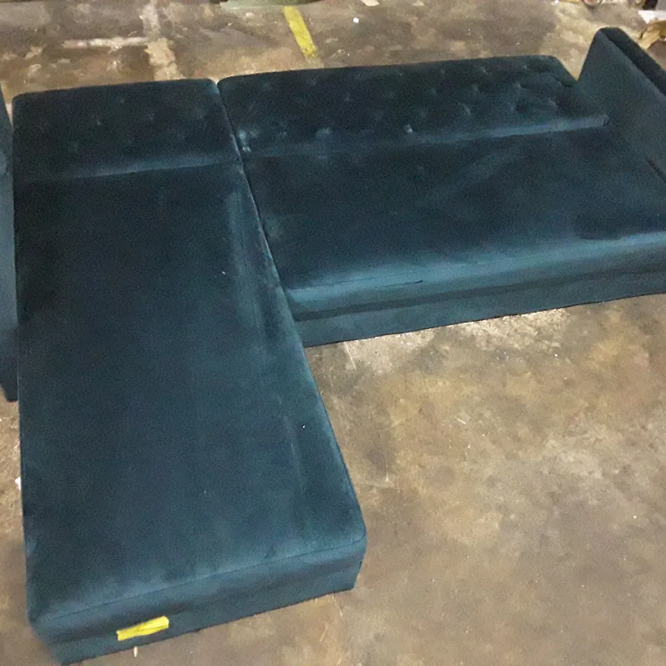 QUALITY DESIGNER 2-PIECE CORNER SOFA CHAISE - TEAL VELVET FABRIC 