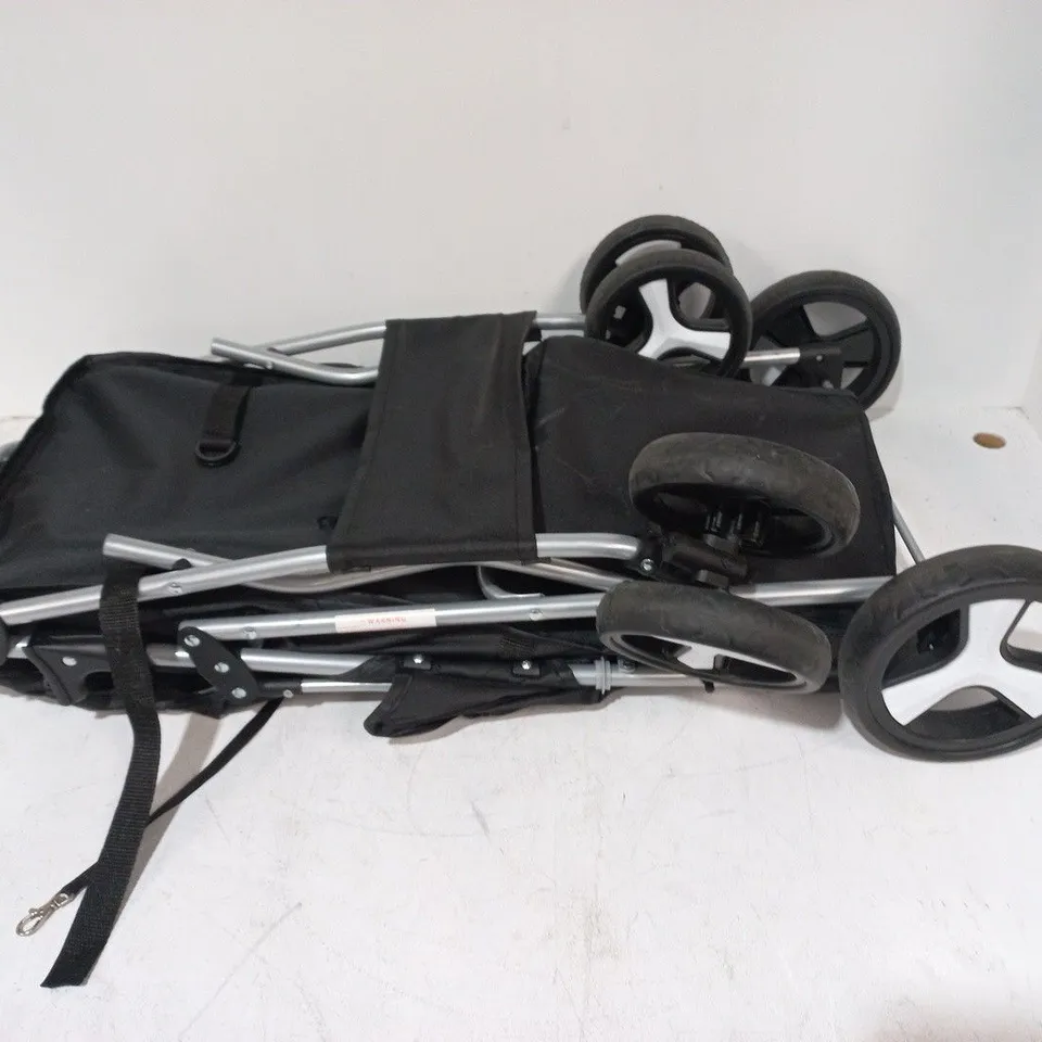 unboxed display4top stoller inblack