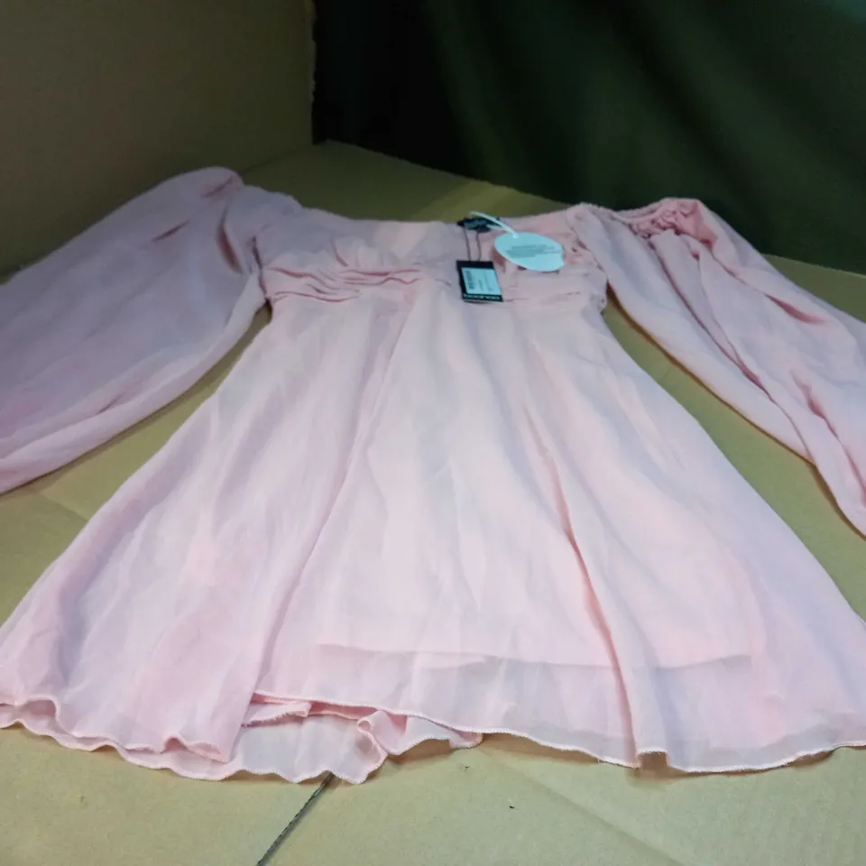 BOOHOO ROSE WOVEN PUFF SLEEVE SKATER DRESS - SIZE 8