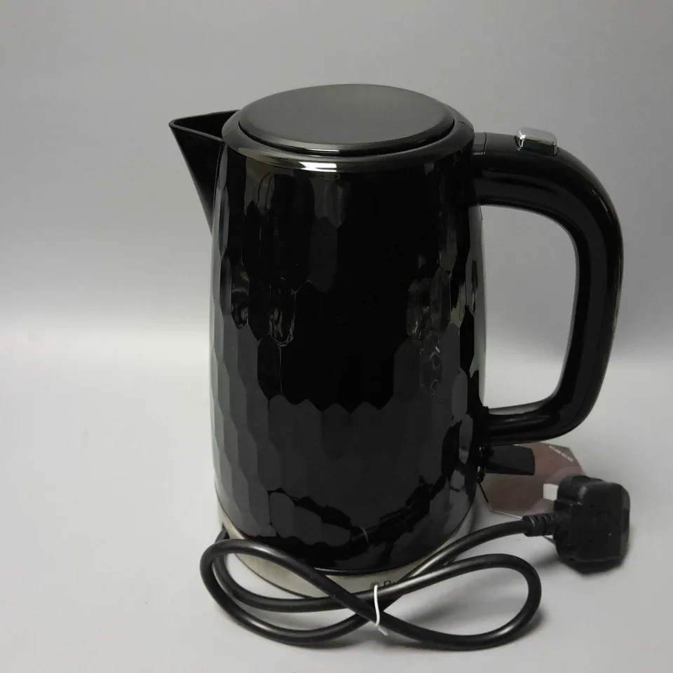 BOXED RUSSELL HOBBS HONEYCOMB BLACK KETTLE