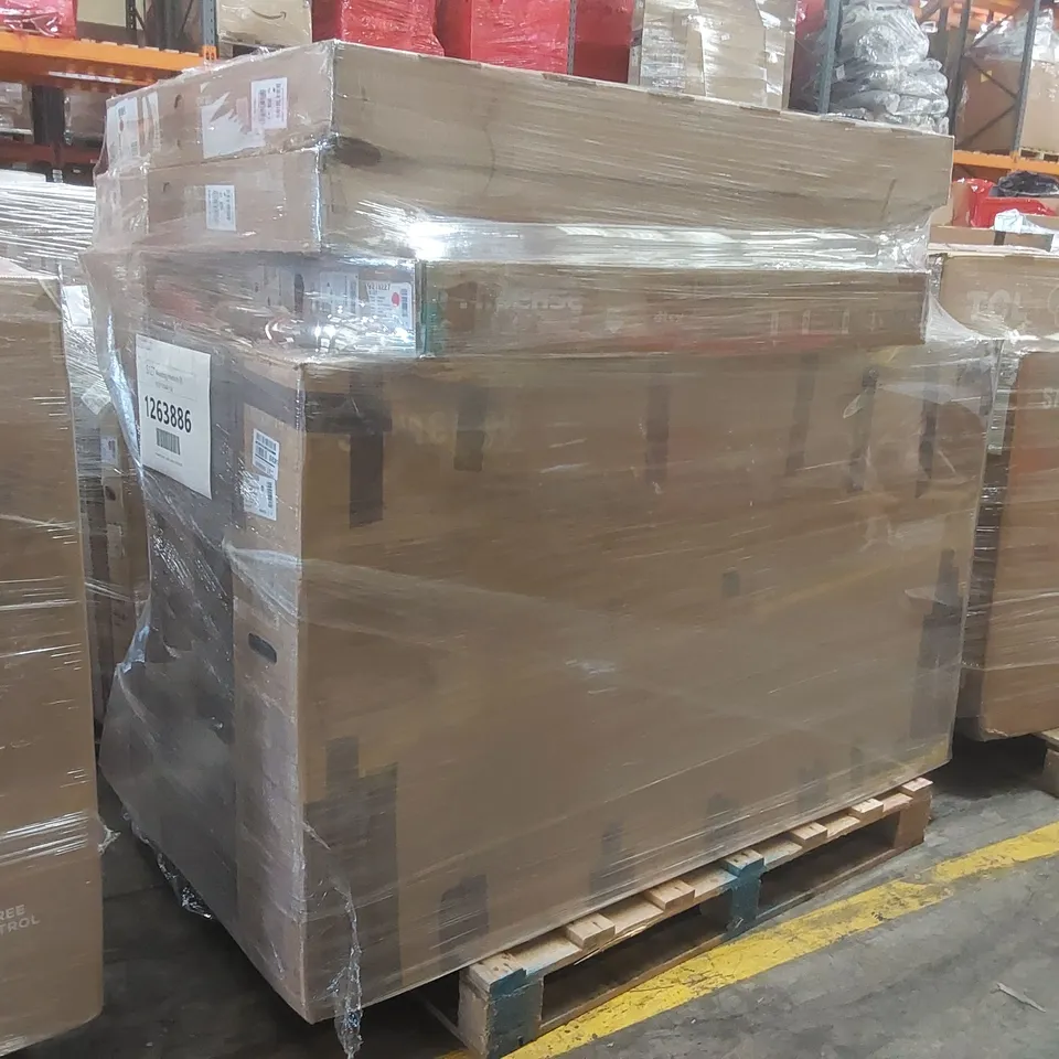 PALLET CONTAINING A LARGE QUANTITY OF ASSORTED DAMAGED TVs