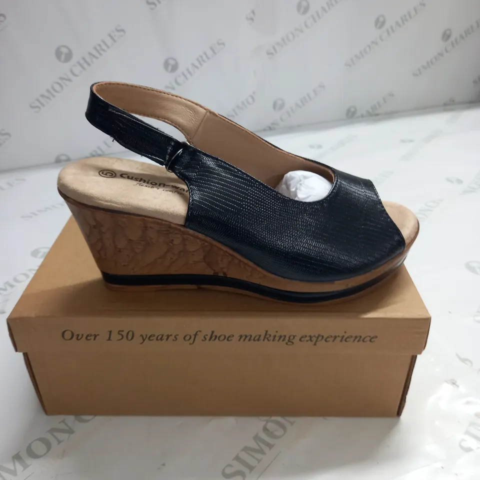 BOXED PAIR OF CUSHION WALK BLACK STRAPPY WEDGE HEELED SHOES - SIZE 5