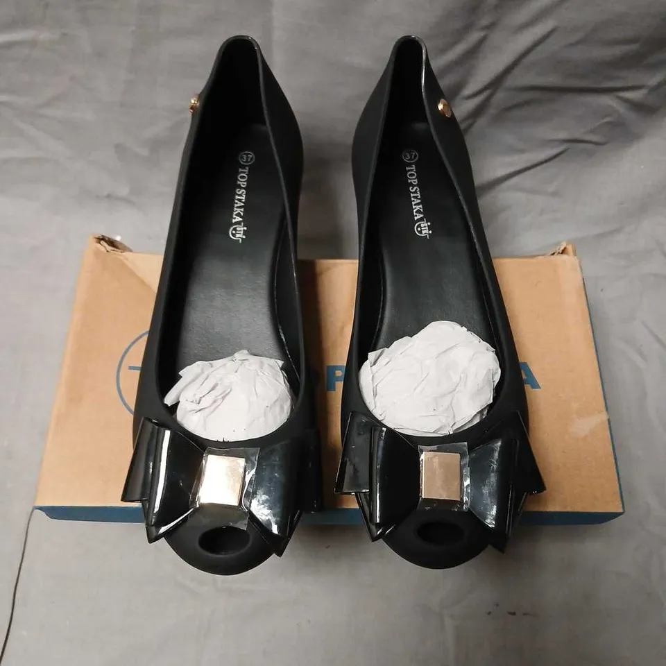 TOP STAKA BLACK WOMEN'S HIGH-HEELED PUMPS, SIZE 37