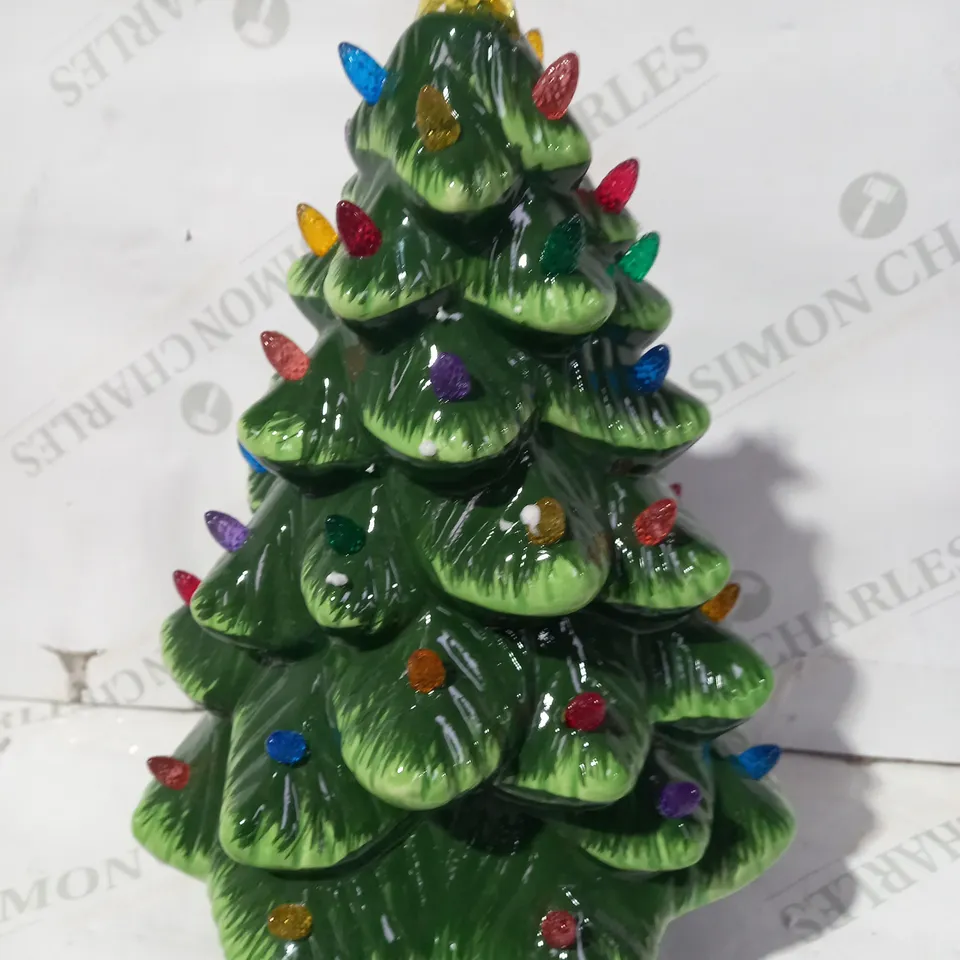 MR CHRISTMAS ILLUMINATED CERAMIC NOSTALGIC TREE