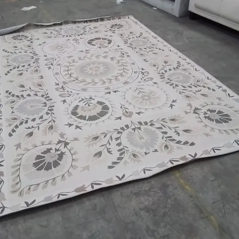 QUALITY DESIGNER AREA RUG APPROXIMATELY 300X200CM