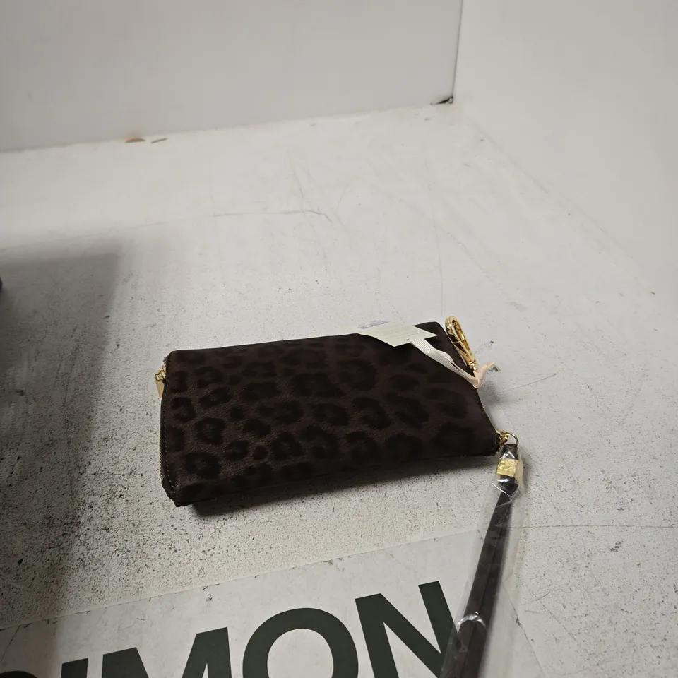 KATIE LOXTON DUO SUNGLASSES CASE – LEOPARD PRINT - CONTAINS NO SUNGLASSES 