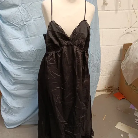 ZARA BLACK SATIN SLIP DRESS, XL (EU SIZE XL)