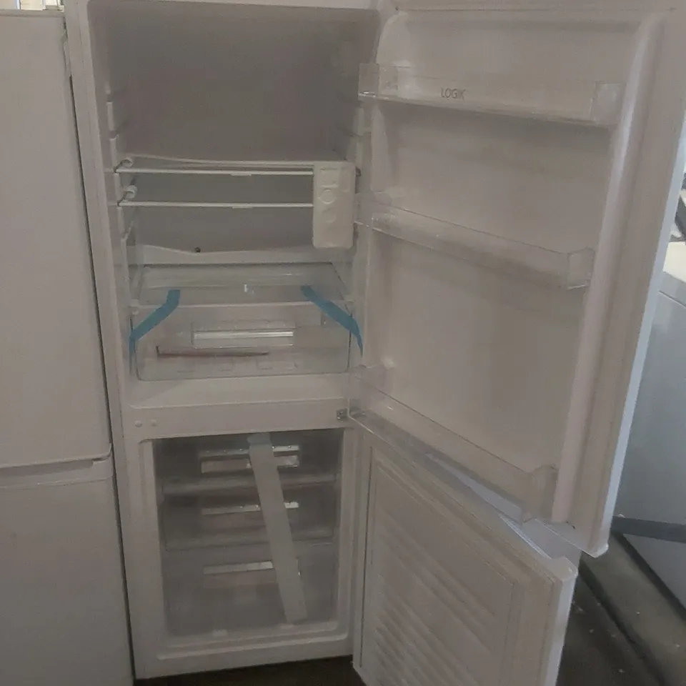 LOGIK L55CW23 60/40 FRIDGE FREEZER - WHITE