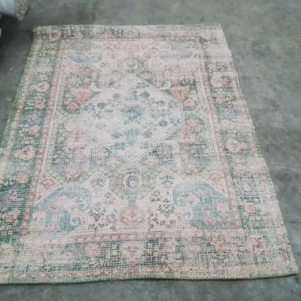 QUALITY DESIGNER AREA RUG - APPROXIMATELY 180X130CM