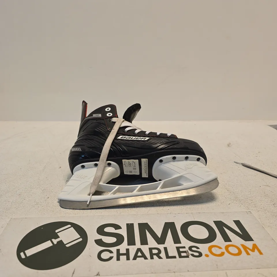 BAUER ICE SKATES – BLACK/RED, WITH WHITE LACES 