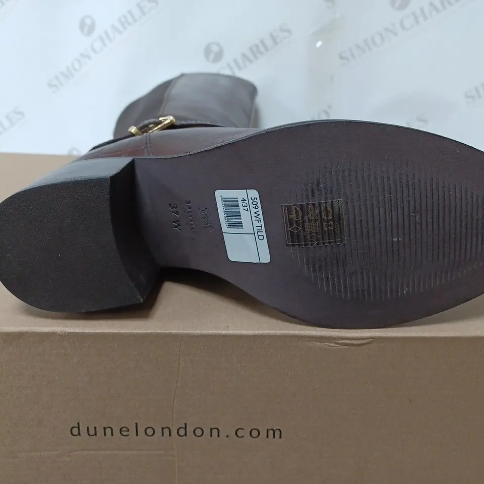 BOXED PAIR OF DUNE LONDON TILDINGS BOOTS BROWN LEATHER SIZE 4