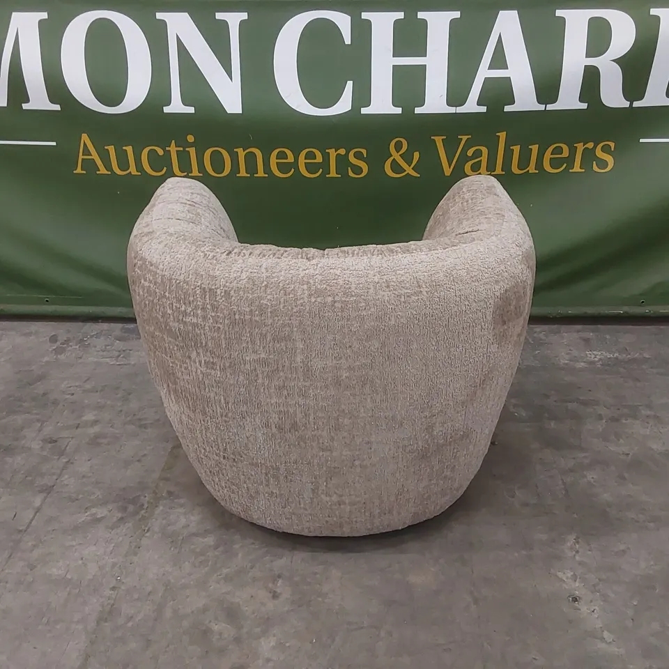 QUALITY DESIGNER ROCHE SWIVEL CHAIR IN OMBRE FABRIC - BEIGE 