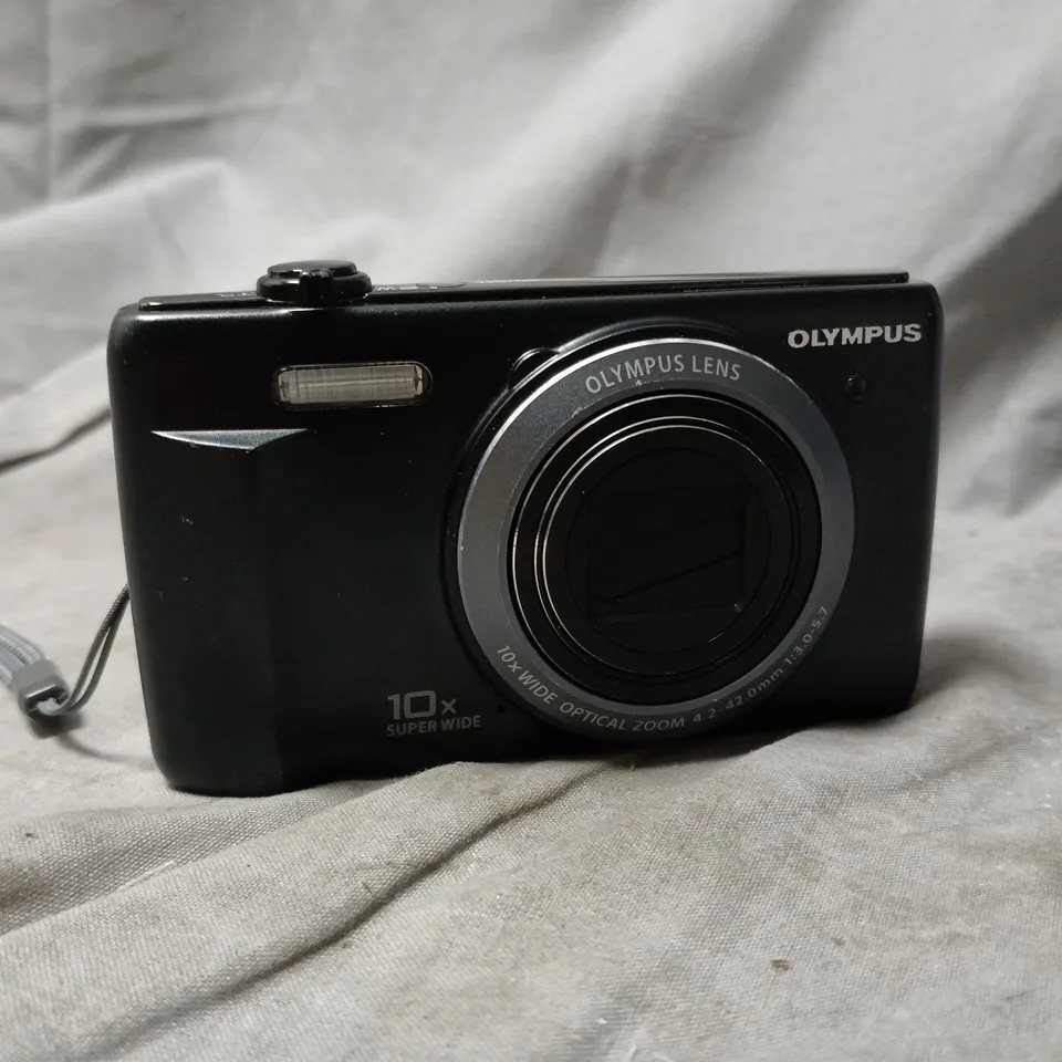 OLYMPUS COMPACT DIGITAL CAMERA WITH 10X WIDE OPTICAL ZOOM (VR-350)