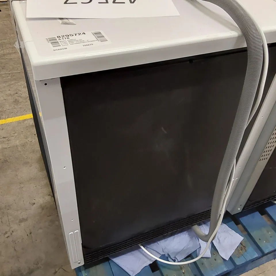 COMFEE' FREESTANDING DISHWASHER FD1435E-W WITH 14 PLACE SETTINGS, FULL SIZE, 44DB, WIDE LED DISPLAY, DELAY START, HALF LOAD FUNCTION, FLEXIBLE RACKS, WHITE
