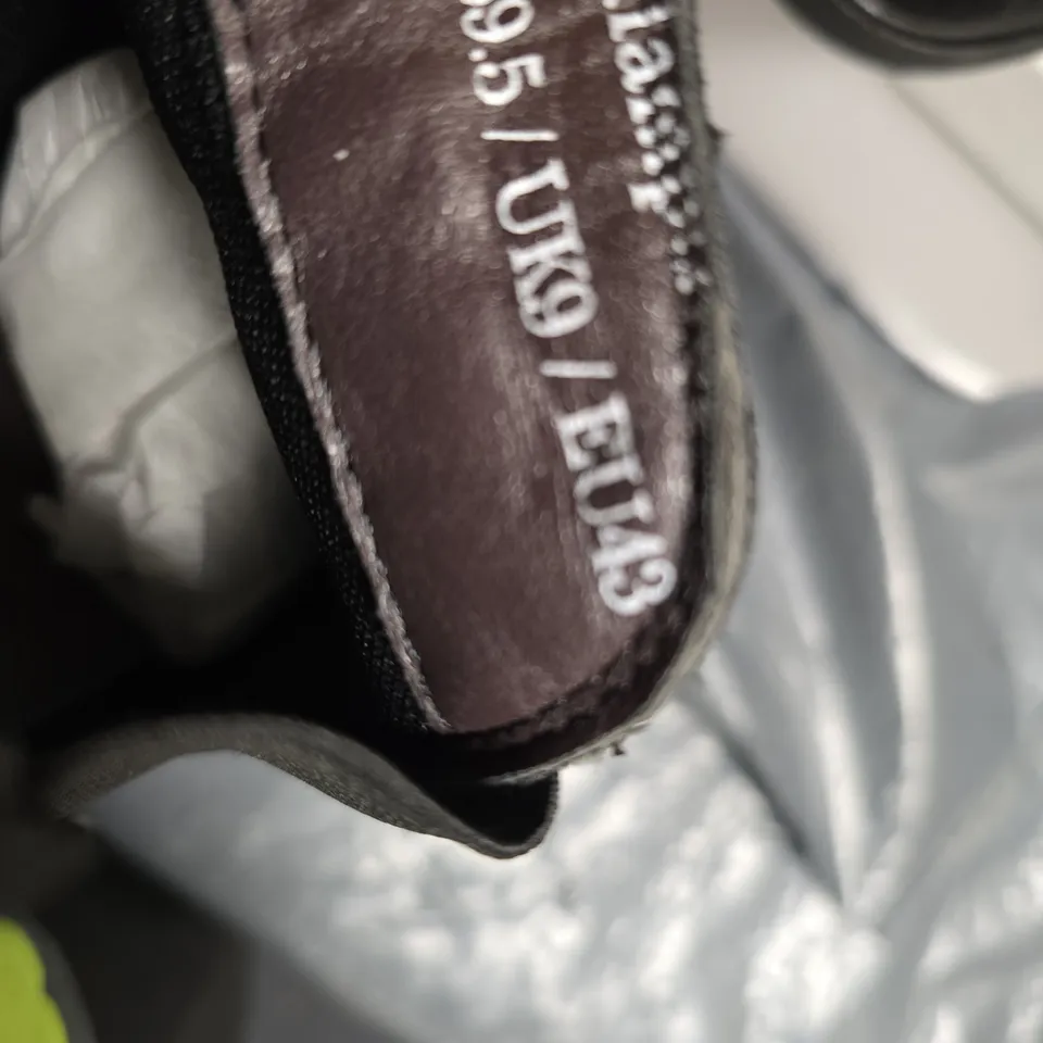 CONZURI BLACK SUEDE CHELSEA BOOTS – UK 9 (US 9.5)