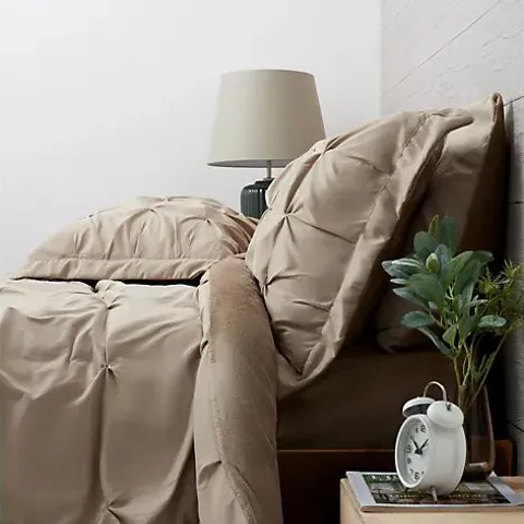 COZEE HOME PINTUCK VELVETSOFT 6 PIECE DUVET SET IN NEUTRAL KING SIZE