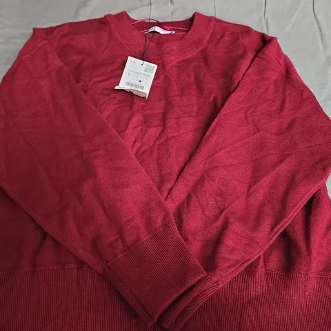 ZARA JUMPER IN RED SIZE L 