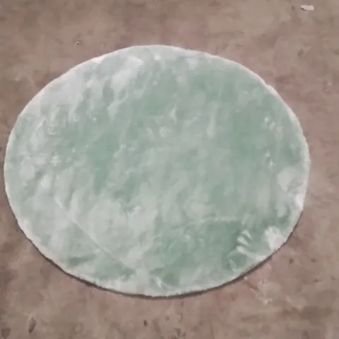 QUALITY DESIGNER AREA RUG - APPROXIMATELY 140X140CM