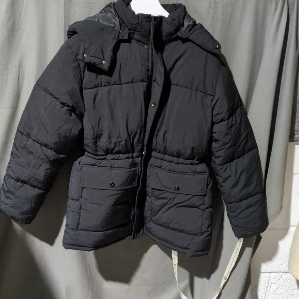 BLACK PUFFER JACKET WITH HOOD – QUILTED WINTER COAT SIZE UK 8