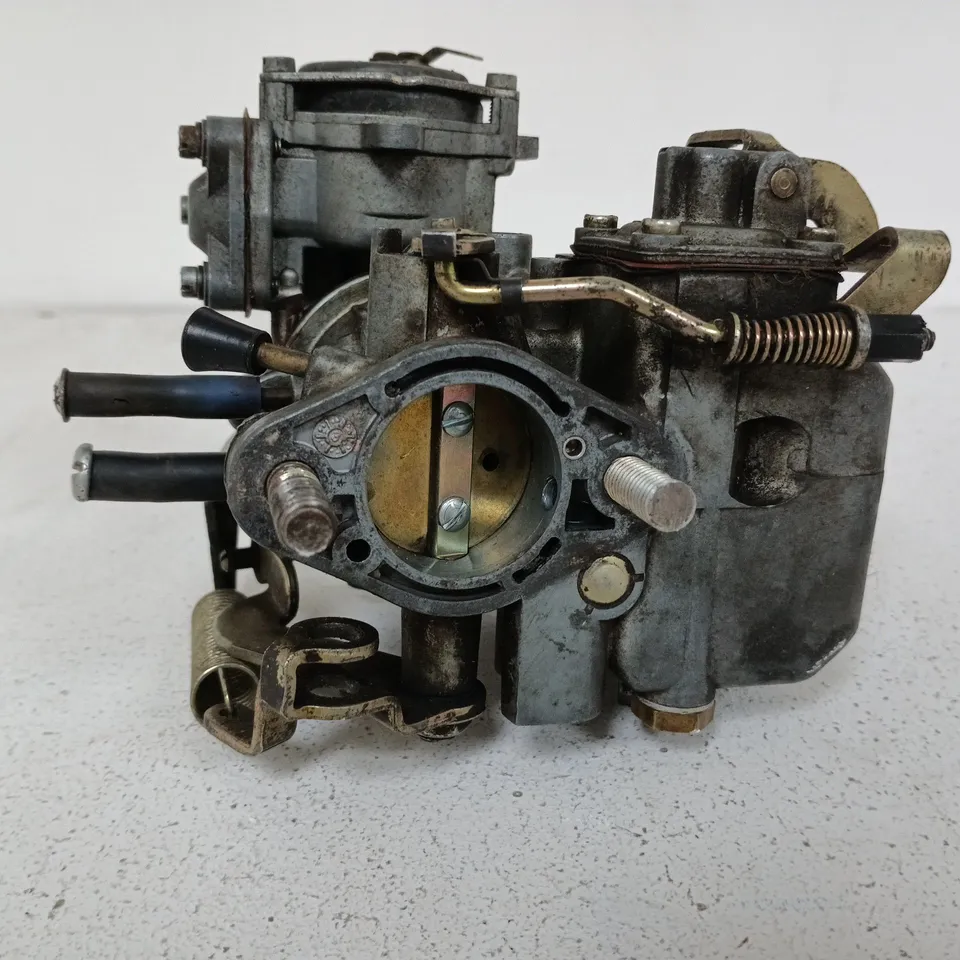 SOLEX CARBURETTOR WITH LINKAGE – USED FOR CLASSIC CAR (VERIFY MODEL)