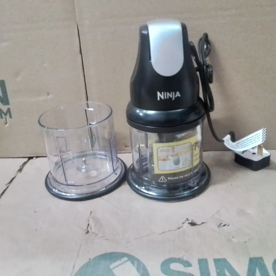 BOXED NINJA NJ1002UKBK EXPRESS CHOP MINI CHOPPER & BLENDER - BLACK