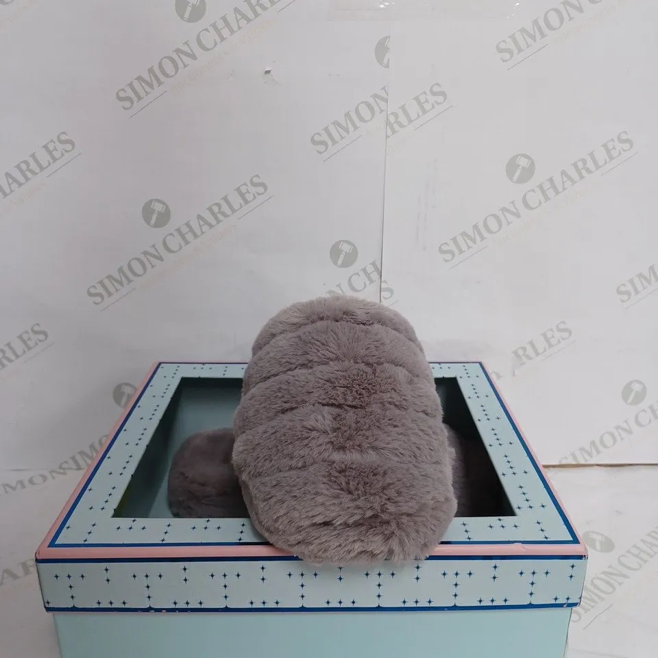 TED BAKER FAUX FUR MULE SLIIPPER IN LIGHT GREY - UK 6