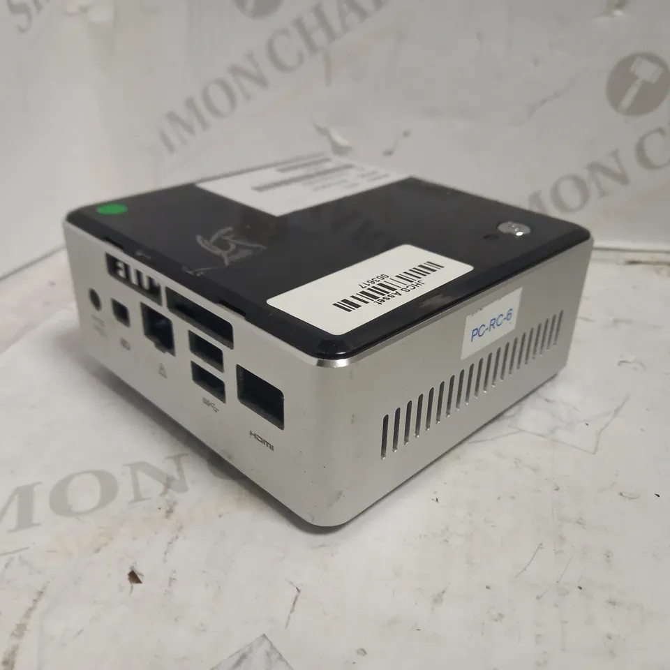 INTEL NUC5I5RHY MINI PC