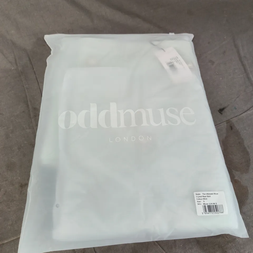 BAGGED ODDMUSE THE ULTIMATE MUSE CRYSTAL MAXI SKIRT – MINT, SIZE S